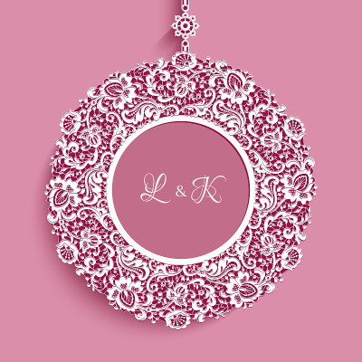 Round frame with lace border pattern