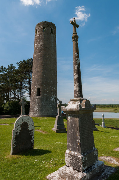 爱尔兰。Clonmacnoise修道院