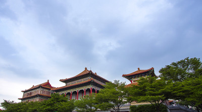 位于泰国农武里省邦布通的冷内乙2号有美丽的中国寺庙建筑。