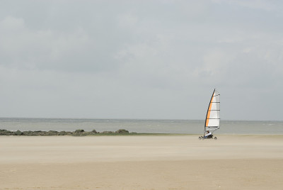 BeachSailing-02