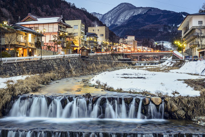Shibu温泉,日本