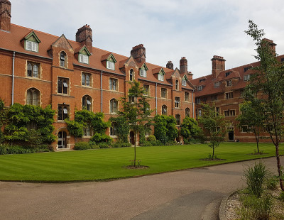剑桥大学