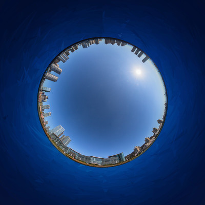 用鱼眼镜头拍摄中国辽宁大连星海广场全景