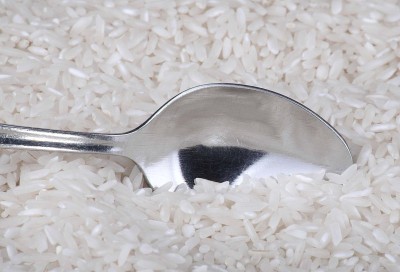米底和茶匙