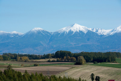 第一冠之山，秋之地