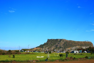 承山日出峰，联合国教科文组织世界遗产，日出峰，日出峰，岩石，火山口，悬崖，