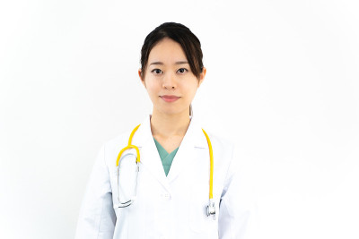 年轻的女医生