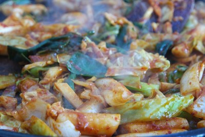 韩国春川Dakgalbi，传统鸡肉食品