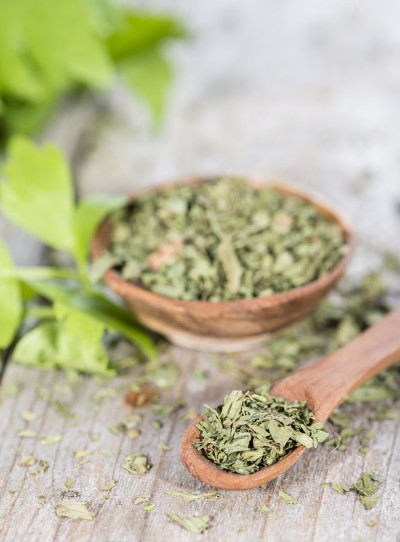 一部分干Lovage