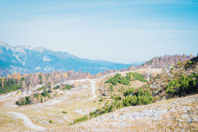 美丽的山的风景。
