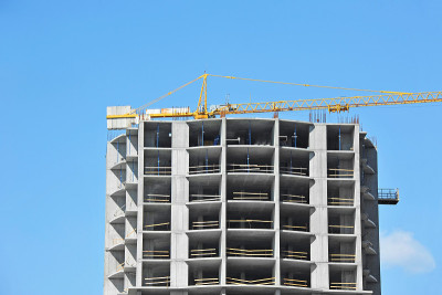 起重机及高层建筑工地