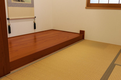 Tokonoma，传统日本房间的凹室