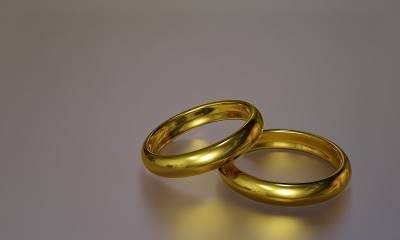 黄金戒指的三维渲染与金属表面的反射
