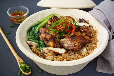 鸡饭锅，中国和马来西亚的传统菜肴