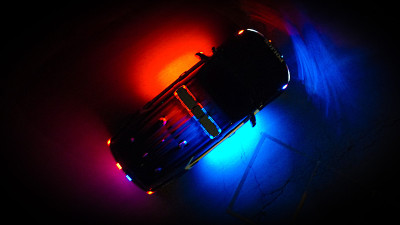 警察越野车