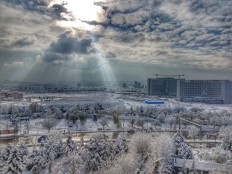 土耳其安卡拉的一个下雪天