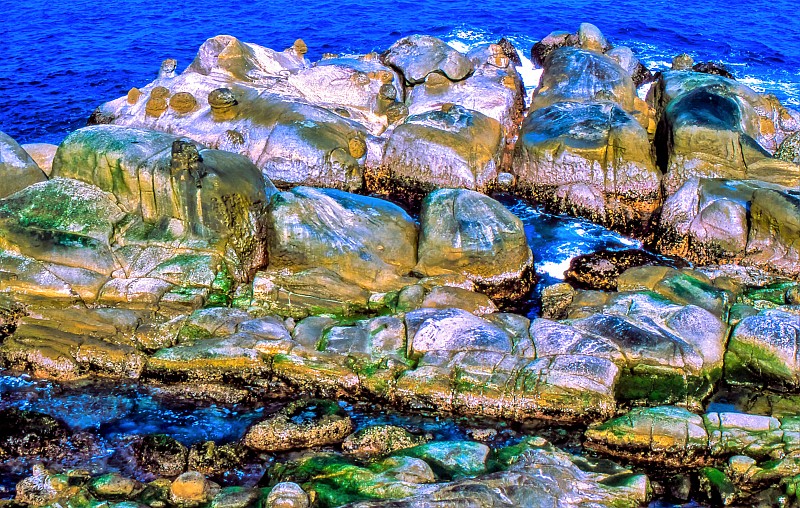 台湾的自然美景，水边