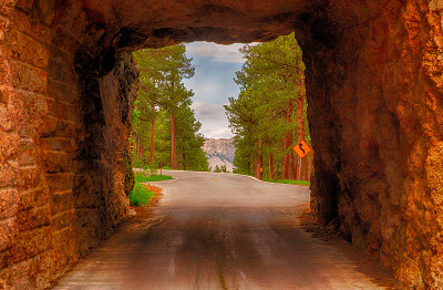 铁山路