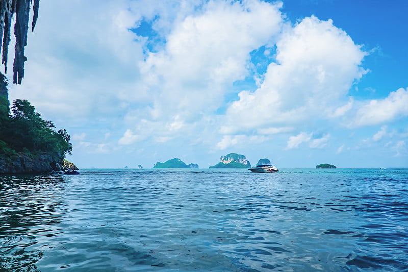 泰国甲米，美丽的田园诗般的海景和海滩