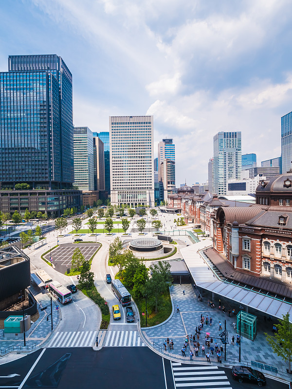 美丽的城市景观，建筑和东京车站