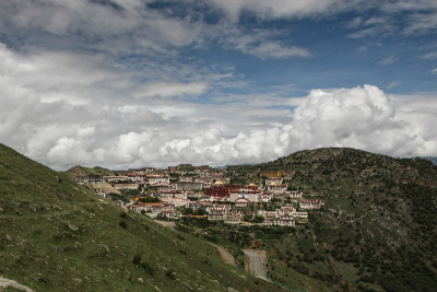 甘丹寺全景