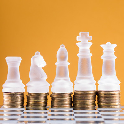 象棋上有一枚金币。投资策略。融资的概念