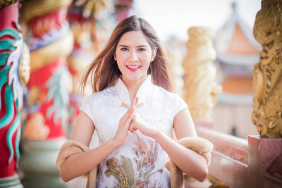 亚洲华人妇女在中国传统的尊重