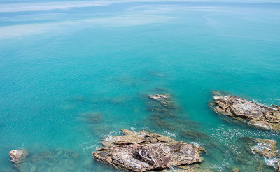 热带海滩，蓝天，安达曼海，koh lanta