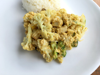 花椰菜、豆腐、蛋白饼