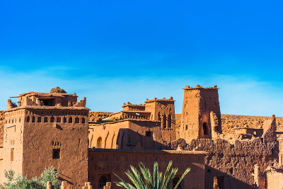 这是位于摩洛哥的堡垒城市Ait-Ben-Haddou。为文本复制空间。
