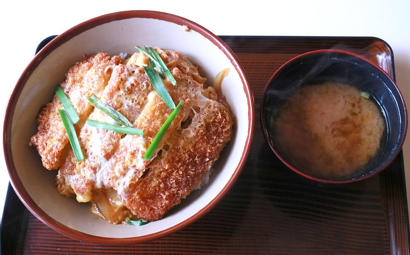 Katsudon