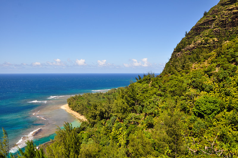 夏威夷考艾岛的纳帕里海岸的科伊海滩