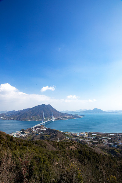 日本濑户内海的Tatara桥