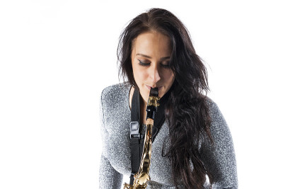 Sax的女士