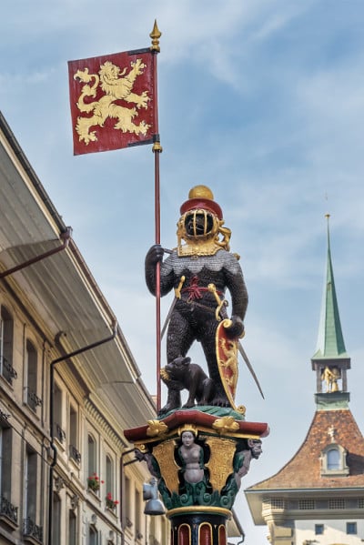 Zähringen Fountain (Zähringerbrunnen) -瑞士伯尔尼古城的中世纪