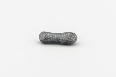Black magnetic Tektite Meteorite called Atacamaite