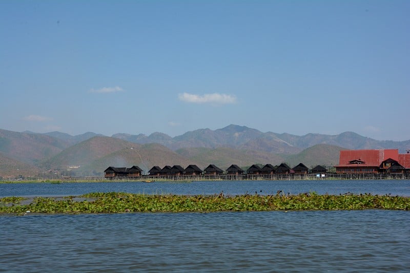 湖泊和山景，茵莱，缅甸