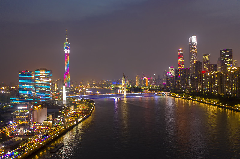 中国广东省广州市珠江梁堰夜景
