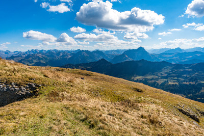 在克莱瓦瑟塔尔的Hohe Ifen徒步旅行
