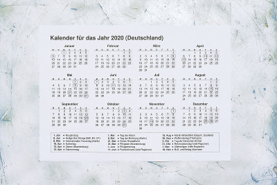 荷兰的年历。德国2020年日历-翻译:2020年日历