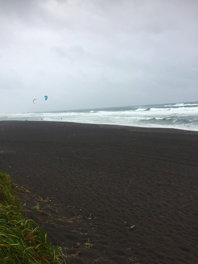 暴风雨天气下的卡拉克斯基海滩