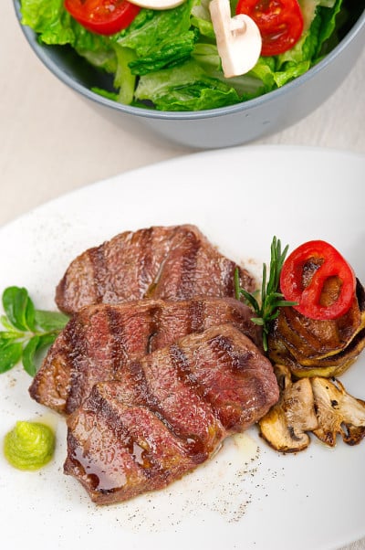 烤神户宫崎骏牛肉