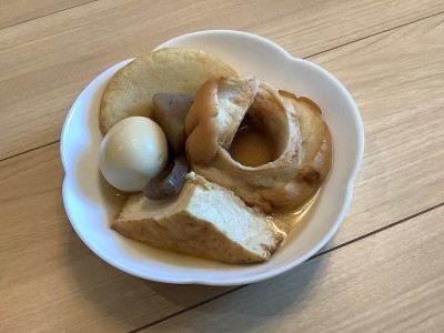 金泽御顿和一种轮状面筋蛋糕，叫做家做的久间酥