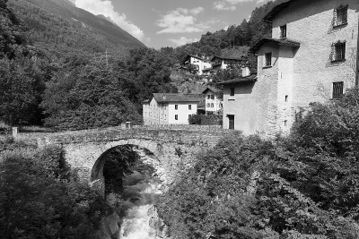 Bregaglia(格劳宾登，瑞士):古老的村庄