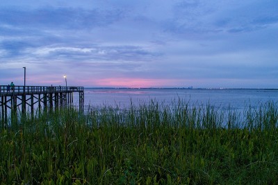 阿拉巴马湾海岸莫比尔湾的夜空