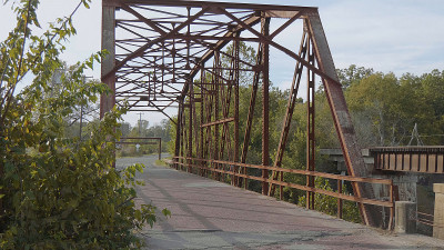 最初的66号公路桥从1921年在俄克拉荷马州