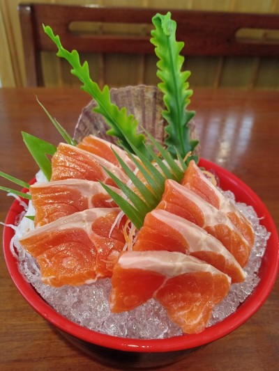 三文鱼刺身