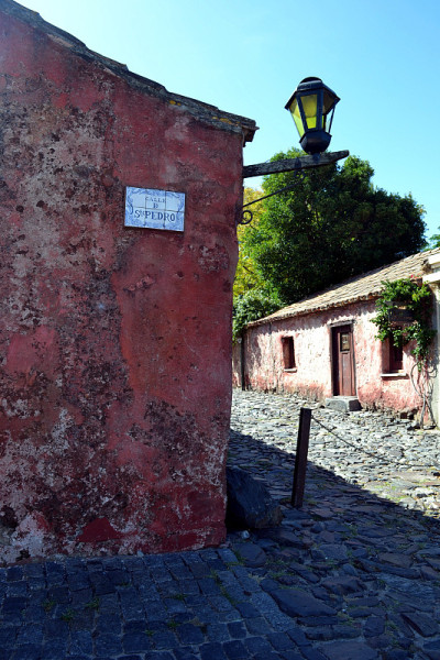 乌拉圭科隆，Calle de los suspiros