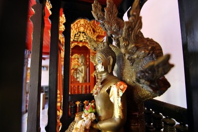 金色的佛