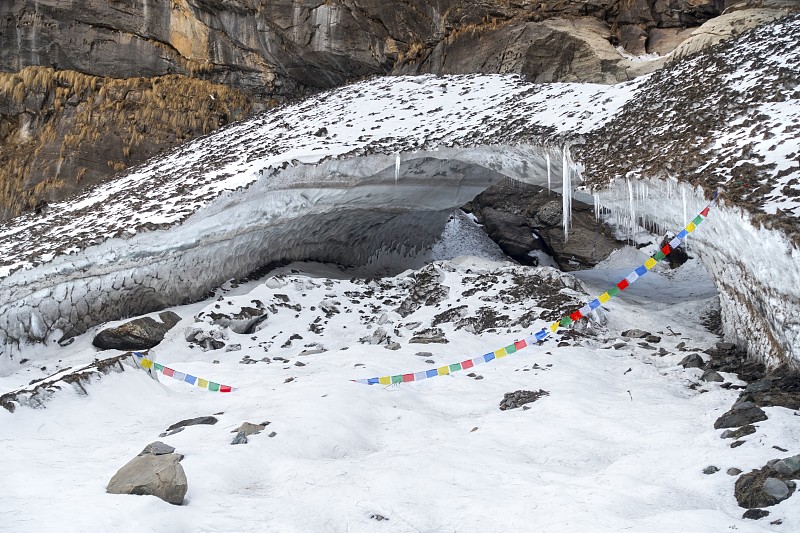 天然雪桥安纳普尔纳基地营地徒步尼泊尔喜马拉雅山脉